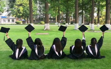 快毕业时的作文推荐6篇