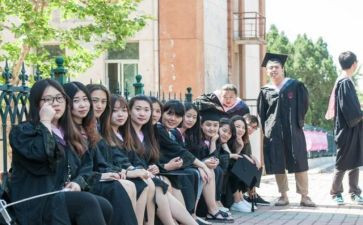 大学班长辞职报告7篇