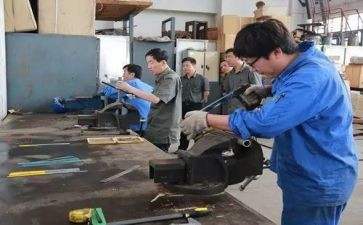 电子电工实习报告模板7篇
