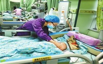 护士年终总结2023模板模板8篇