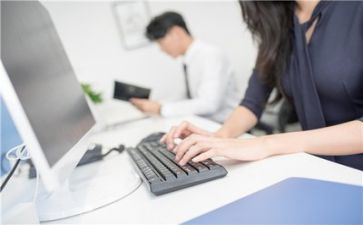 客服类的实习报告参考5篇
