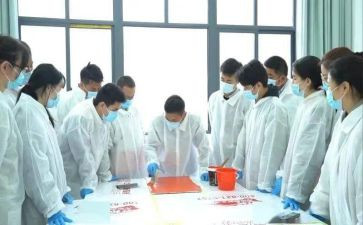 销售人员谈工作报告模板5篇