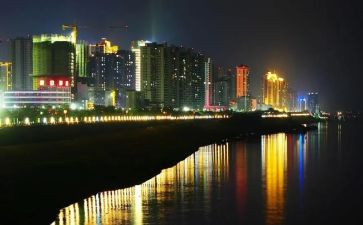 夜晚的路作文600字6篇